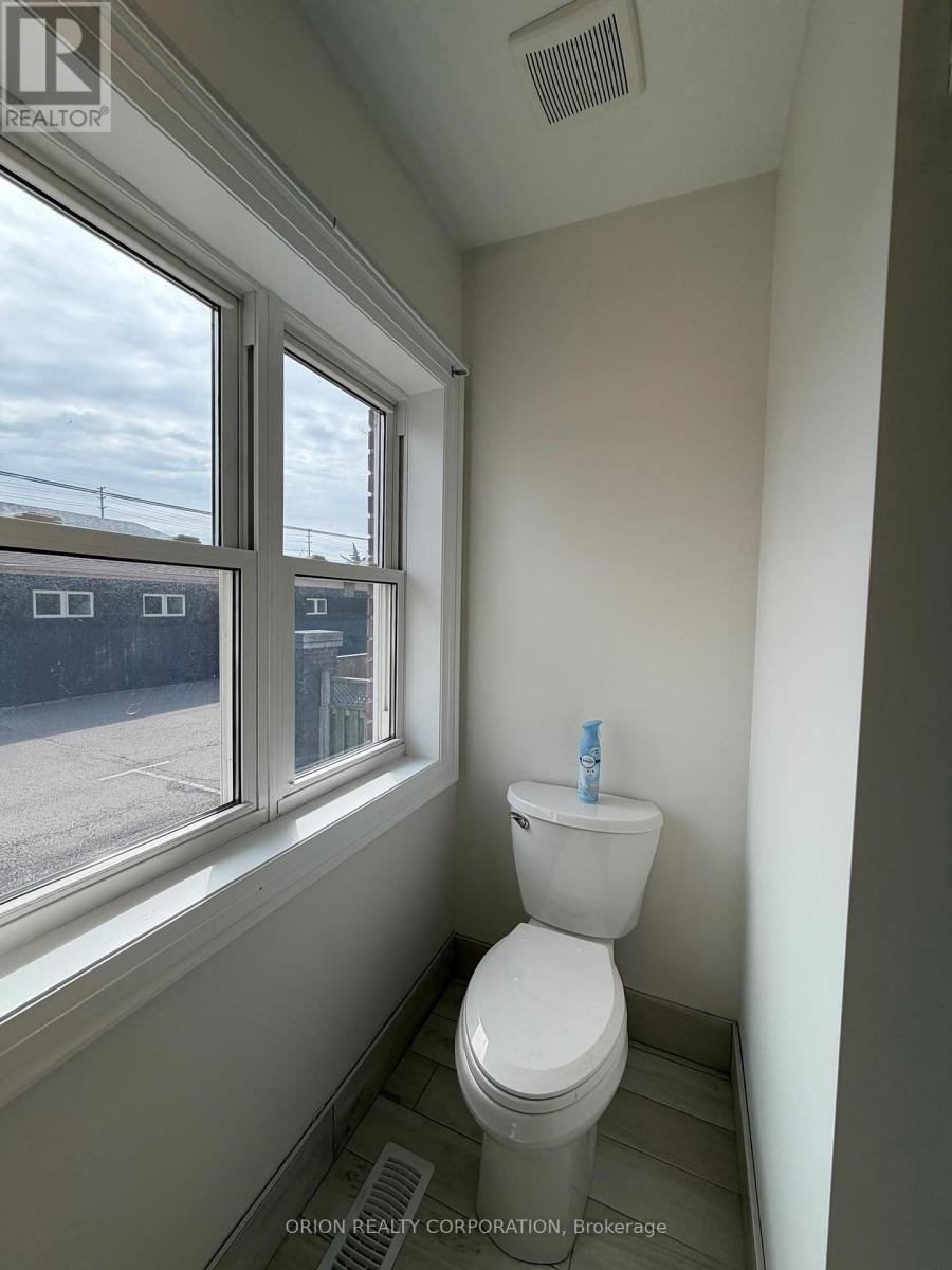 1016 Haig Boulevard, Mississauga, Ontario L5E 2M5 - Photo 24 - W13799348
