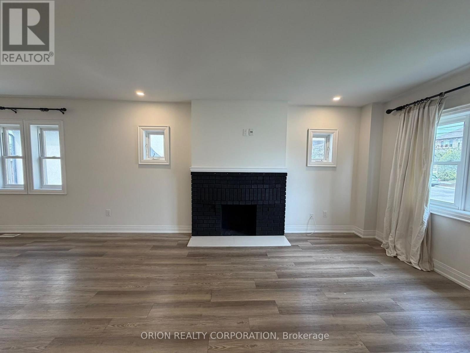 1016 Haig Boulevard, Mississauga, Ontario L5E 2M5 - Photo 6 - W13799348