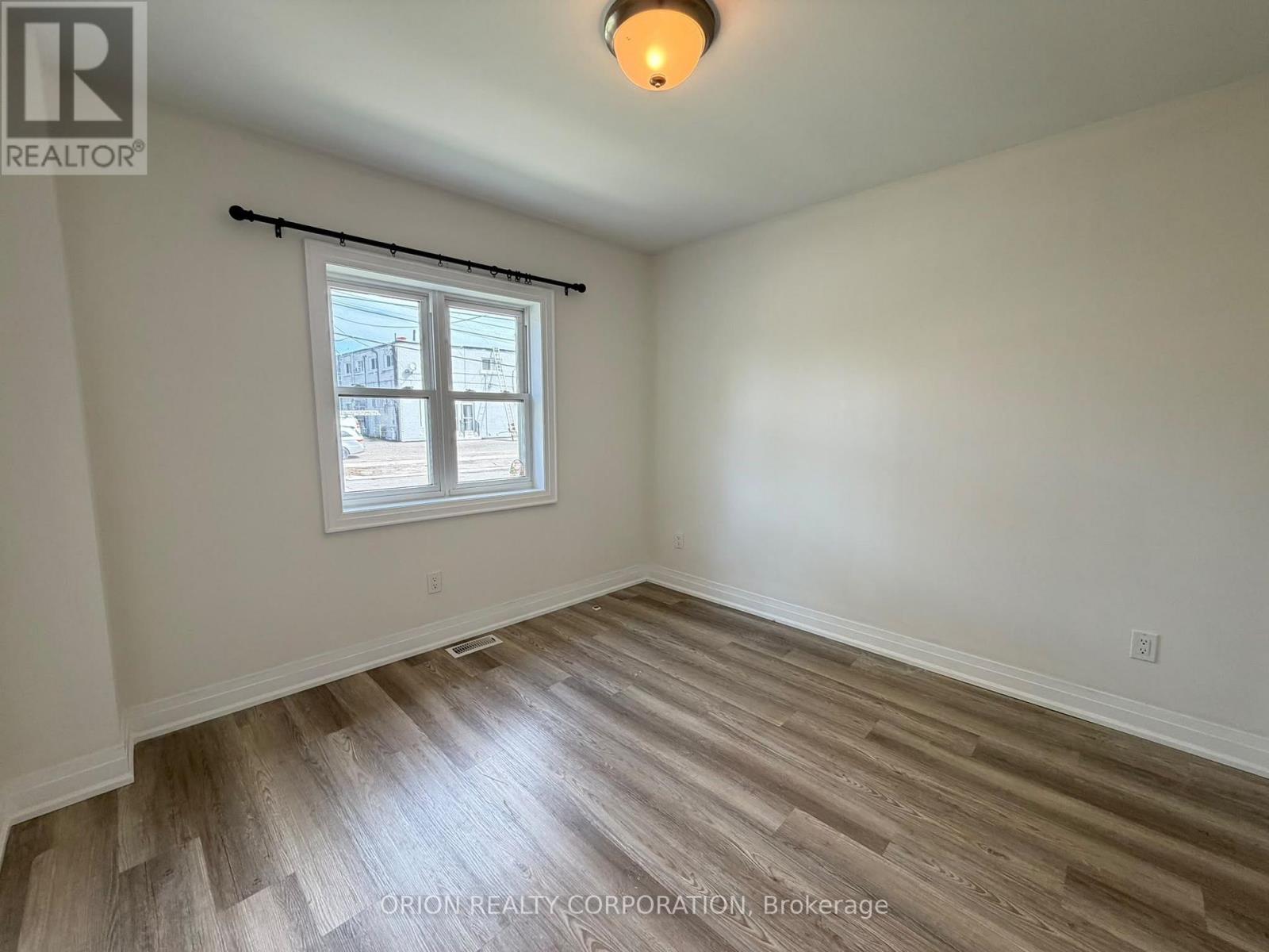 1016 Haig Boulevard, Mississauga, Ontario L5E 2M5 - Photo 7 - W13799348