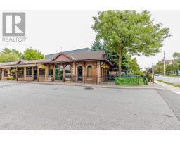 63 QUEEN STREET S, Mississauga, Ontario