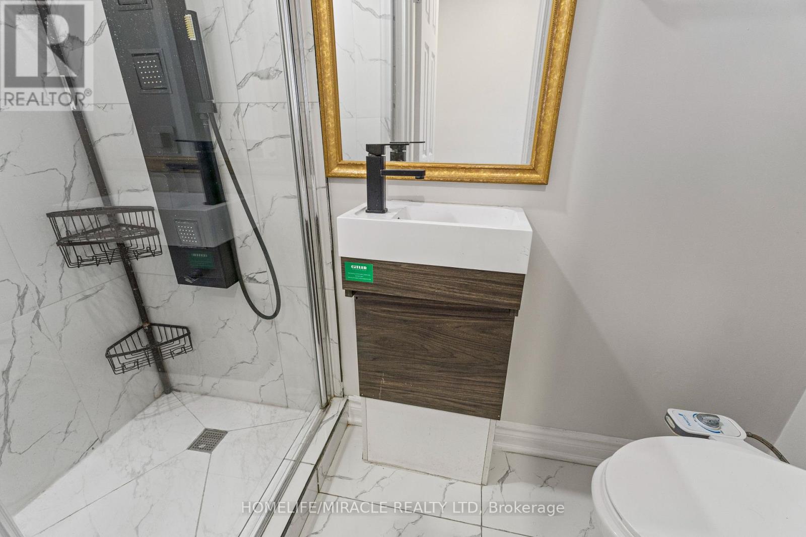 26 Abell Drive, Brampton, Ontario  L6V 2V8 - Photo 4 - W13799428