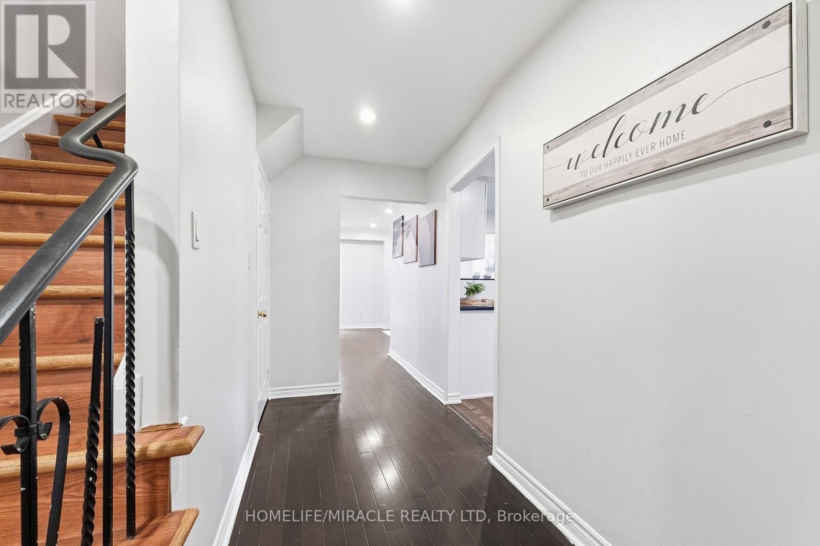 26 Abell Drive, Brampton, Ontario  L6V 2V8 - Photo 5 - W13799428