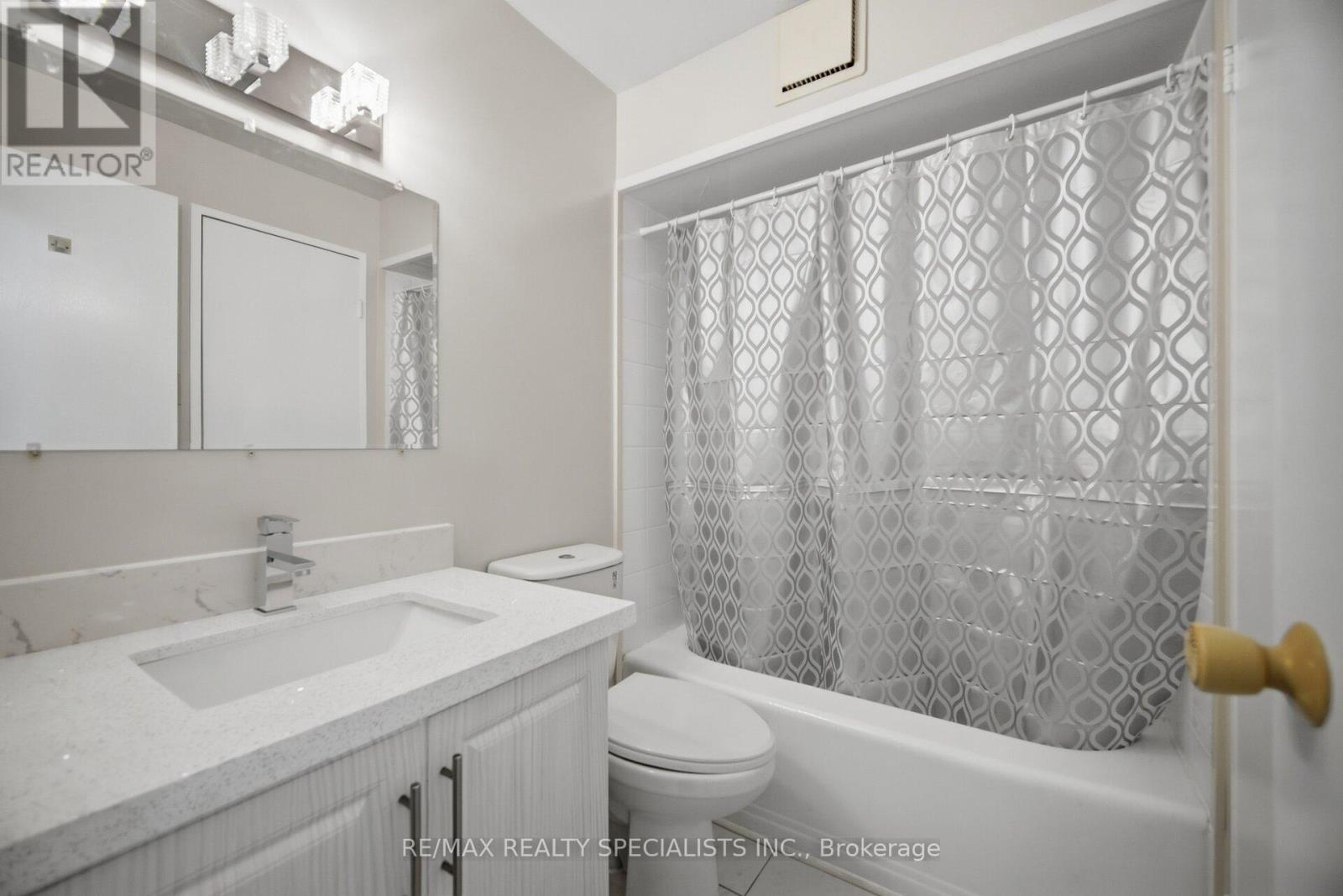 6 - 2170 Bromsgrove Road, Mississauga, Ontario  L5J 4J2 - Photo 14 - W13799446