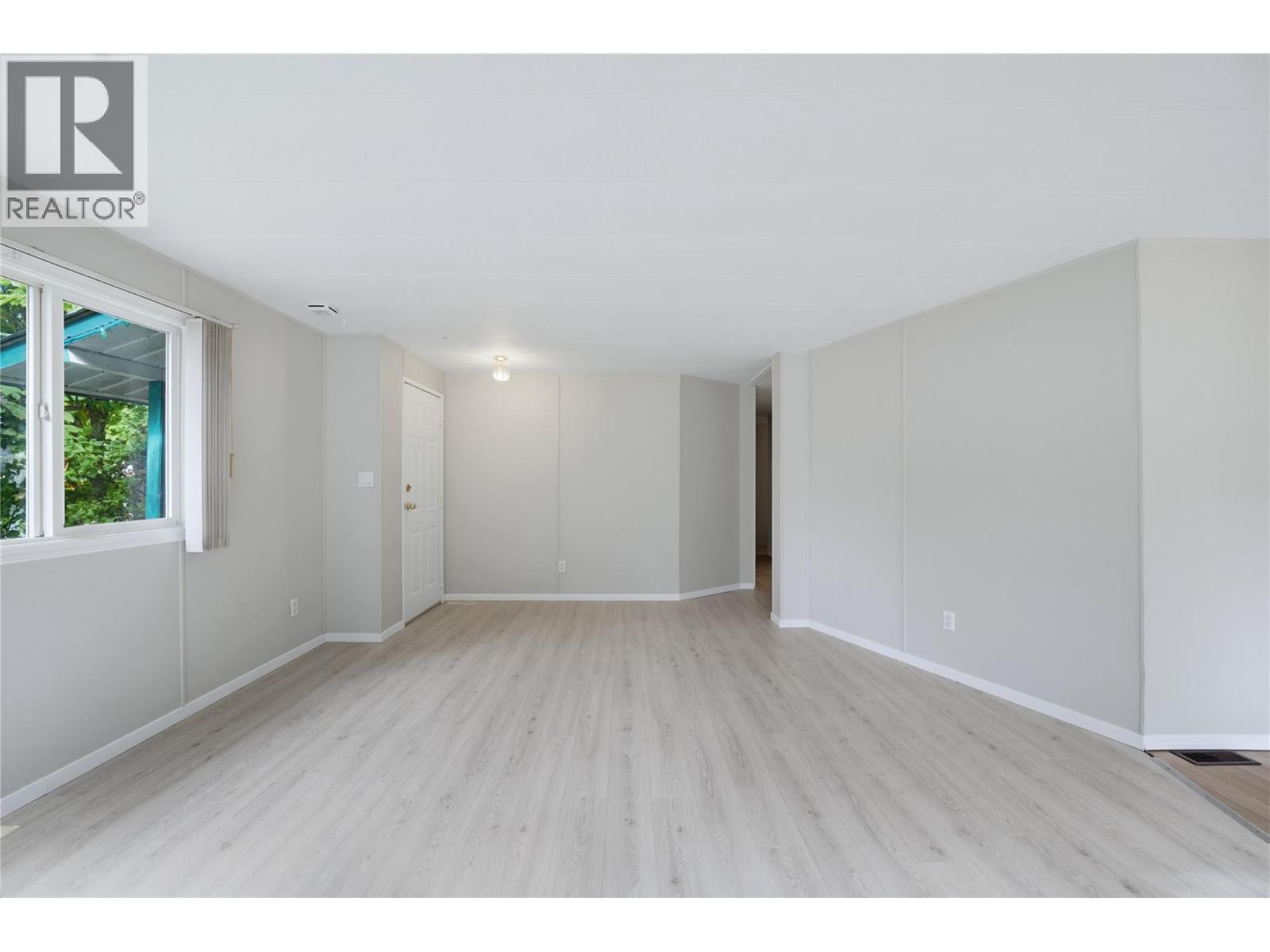 5 97a Highway Unit# 8, Sicamous, British Columbia  V0E 2V1 - Photo 41 - 10401090