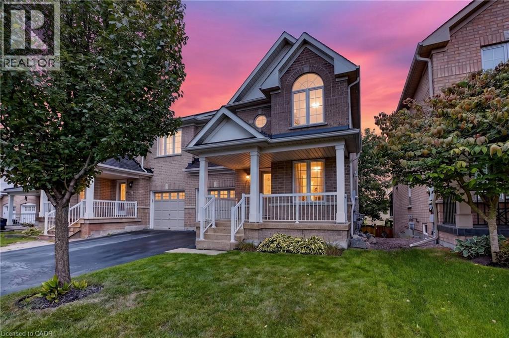 127 KNAPTON Drive, Newmarket, Ontario