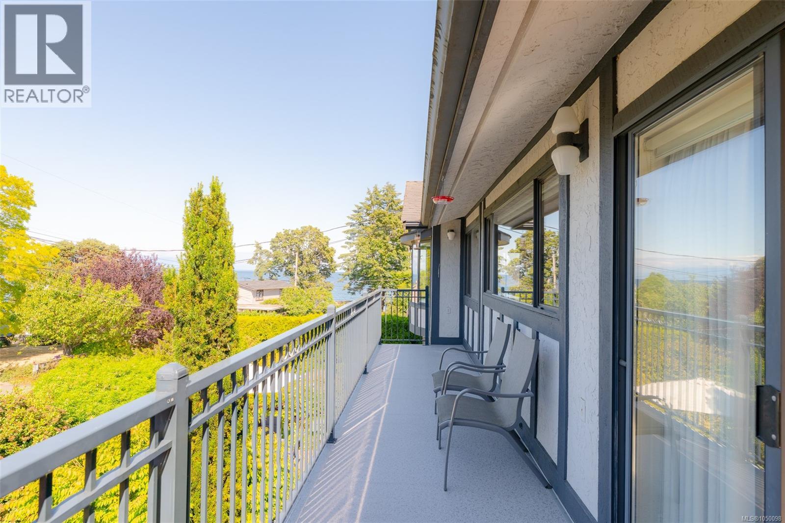 7115 Huddlestone Rd, Lantzville, British Columbia  V0R 2H0 - Photo 12 - 1050098