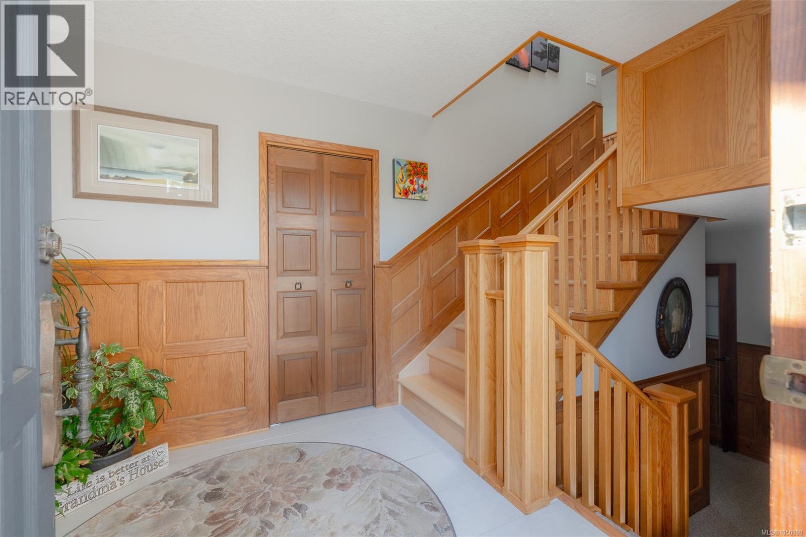 7115 Huddlestone Rd, Lantzville, British Columbia  V0R 2H0 - Photo 5 - 1050098