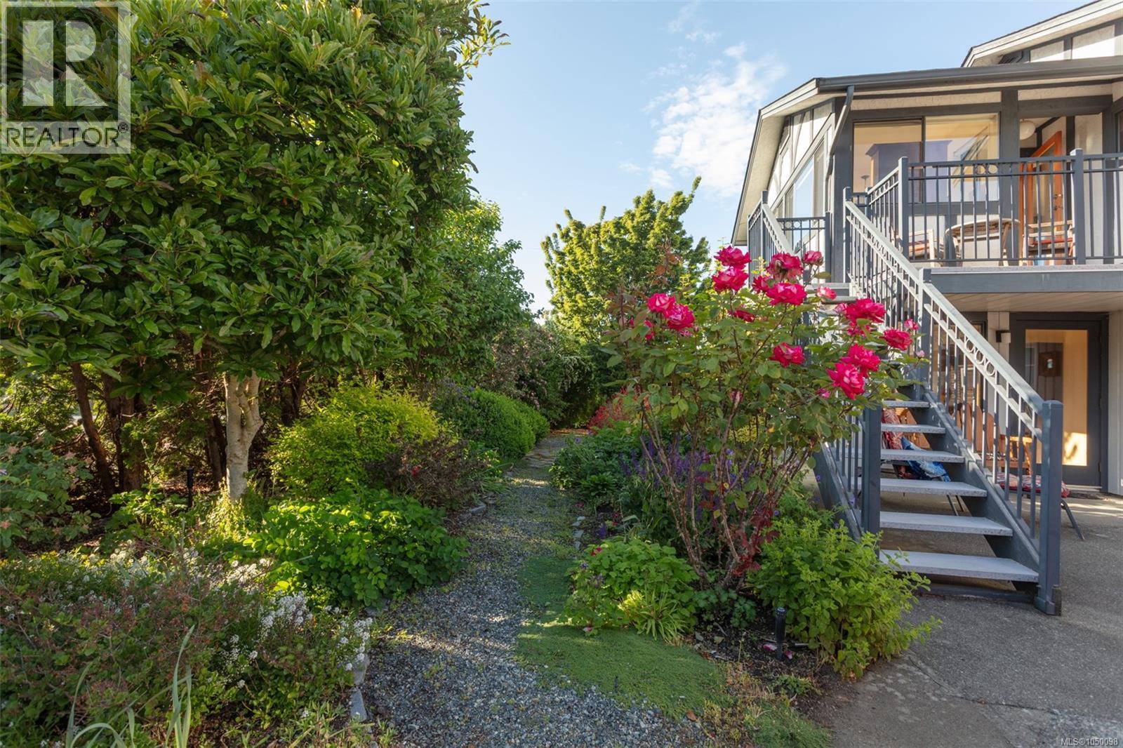 7115 Huddlestone Rd, Lantzville, British Columbia  V0R 2H0 - Photo 31 - 1050098