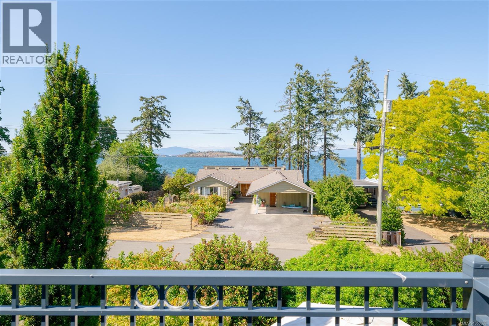 7115 Huddlestone Rd, Lantzville, British Columbia  V0R 2H0 - Photo 11 - 1050098