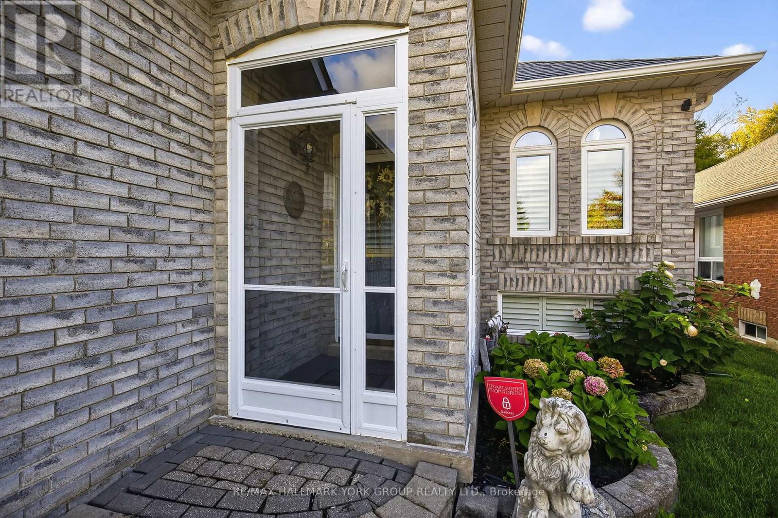 1339 Forest Street, Innisfil, Ontario  L9S 1Z7 - Photo 3 - N13795602