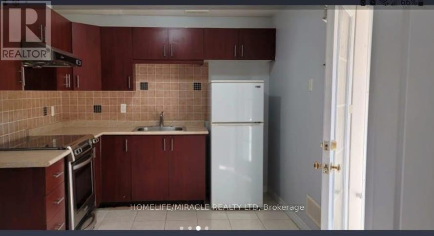 354 Panhellenic Drive, Mississauga, Ontario  L5W 0B9 - Photo 43 - W13798134