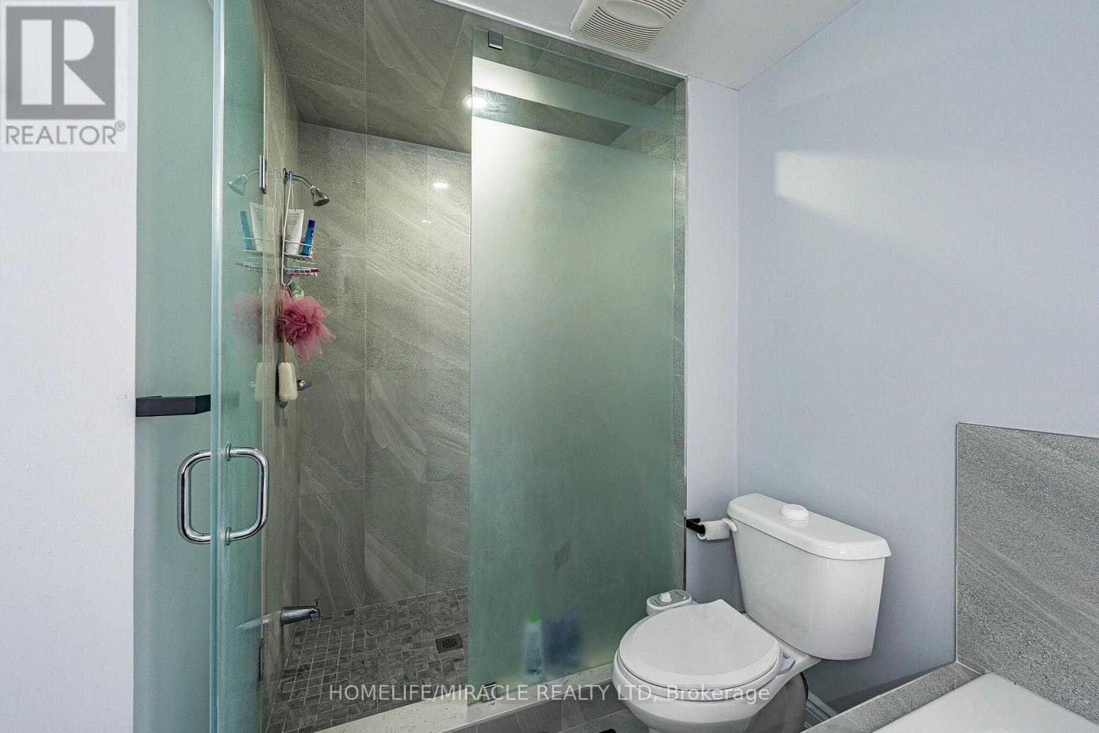 354 Panhellenic Drive, Mississauga, Ontario  L5W 0B9 - Photo 31 - W13798134