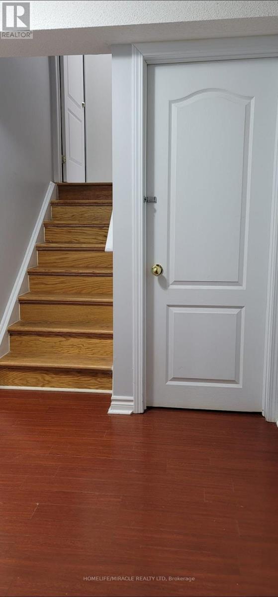 354 Panhellenic Drive, Mississauga, Ontario  L5W 0B9 - Photo 47 - W13798134