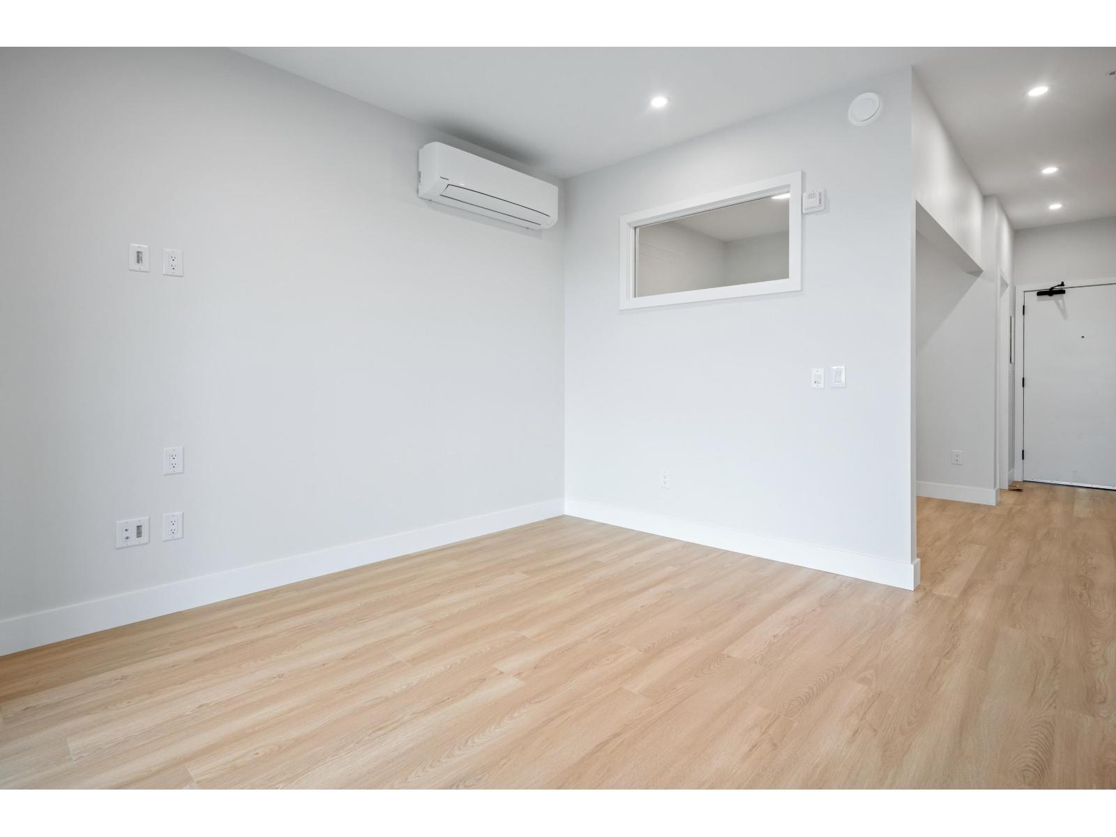 208 34385 Gladys Avenue, Abbotsford, British Columbia  V2S 0R5 - Photo 5 - R3166501