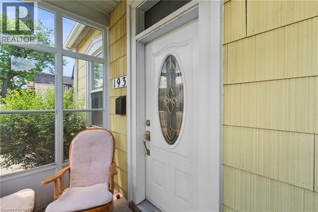 193 Locke Street N, Hamilton, Ontario  L8R 3B1 - Photo 4 - 40861456