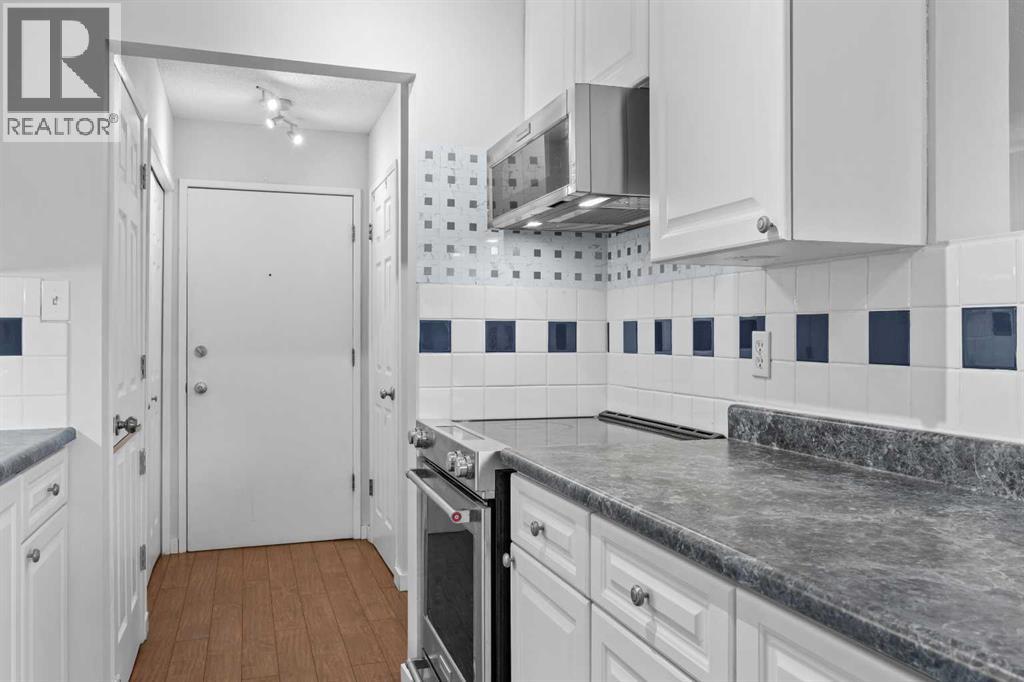 56, 3519 49 Street NW, Calgary, Alberta  T3A 2C7 - Photo 9 - A2343070