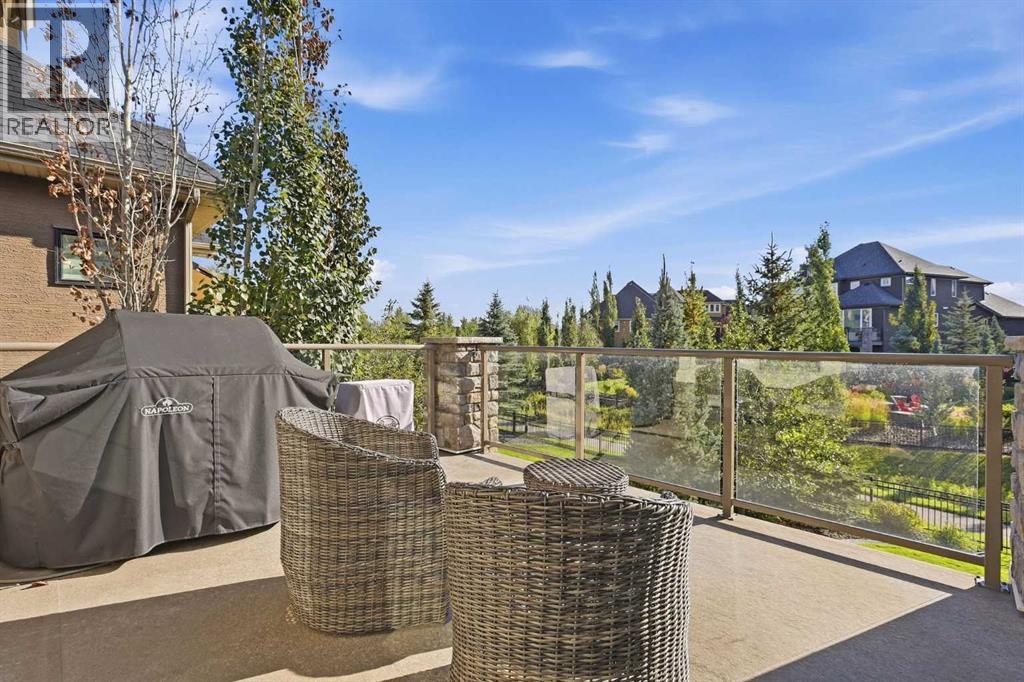 37 Cranbrook Heights SE, Calgary, Alberta  T3M 1W5 - Photo 17 - A2342626