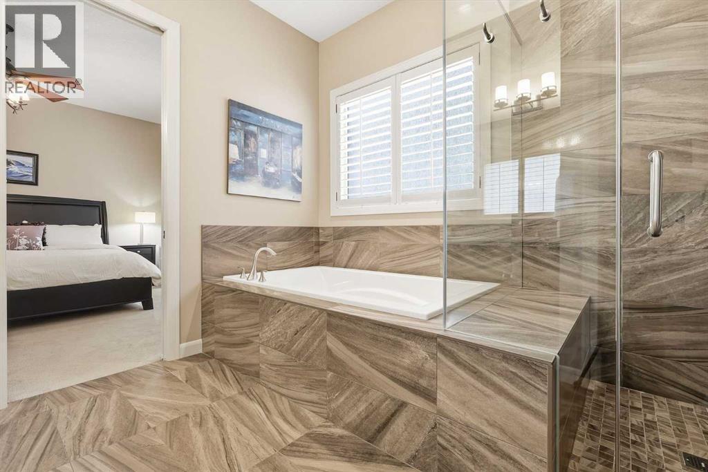 37 Cranbrook Heights SE, Calgary, Alberta  T3M 1W5 - Photo 22 - A2342626