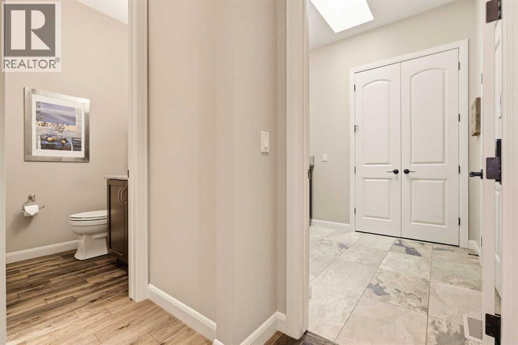 37 Cranbrook Heights SE, Calgary, Alberta  T3M 1W5 - Photo 28 - A2342626