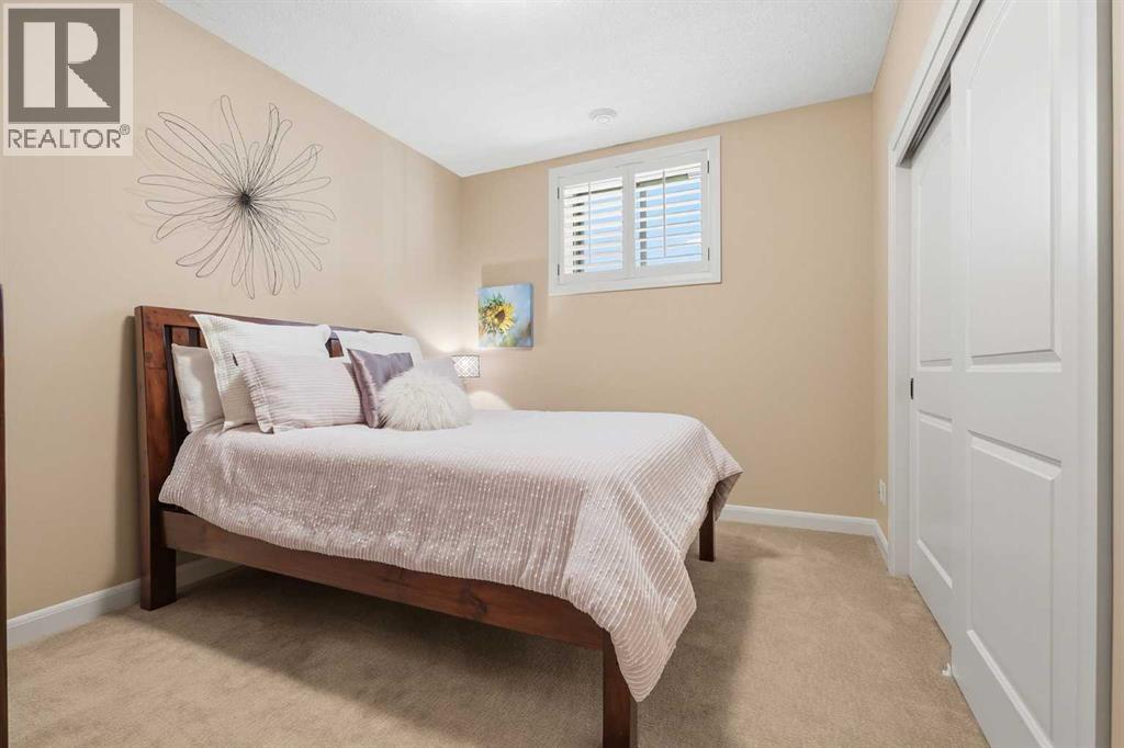 37 Cranbrook Heights SE, Calgary, Alberta  T3M 1W5 - Photo 36 - A2342626