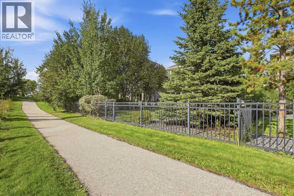 37 Cranbrook Heights SE, Calgary, Alberta  T3M 1W5 - Photo 44 - A2342626