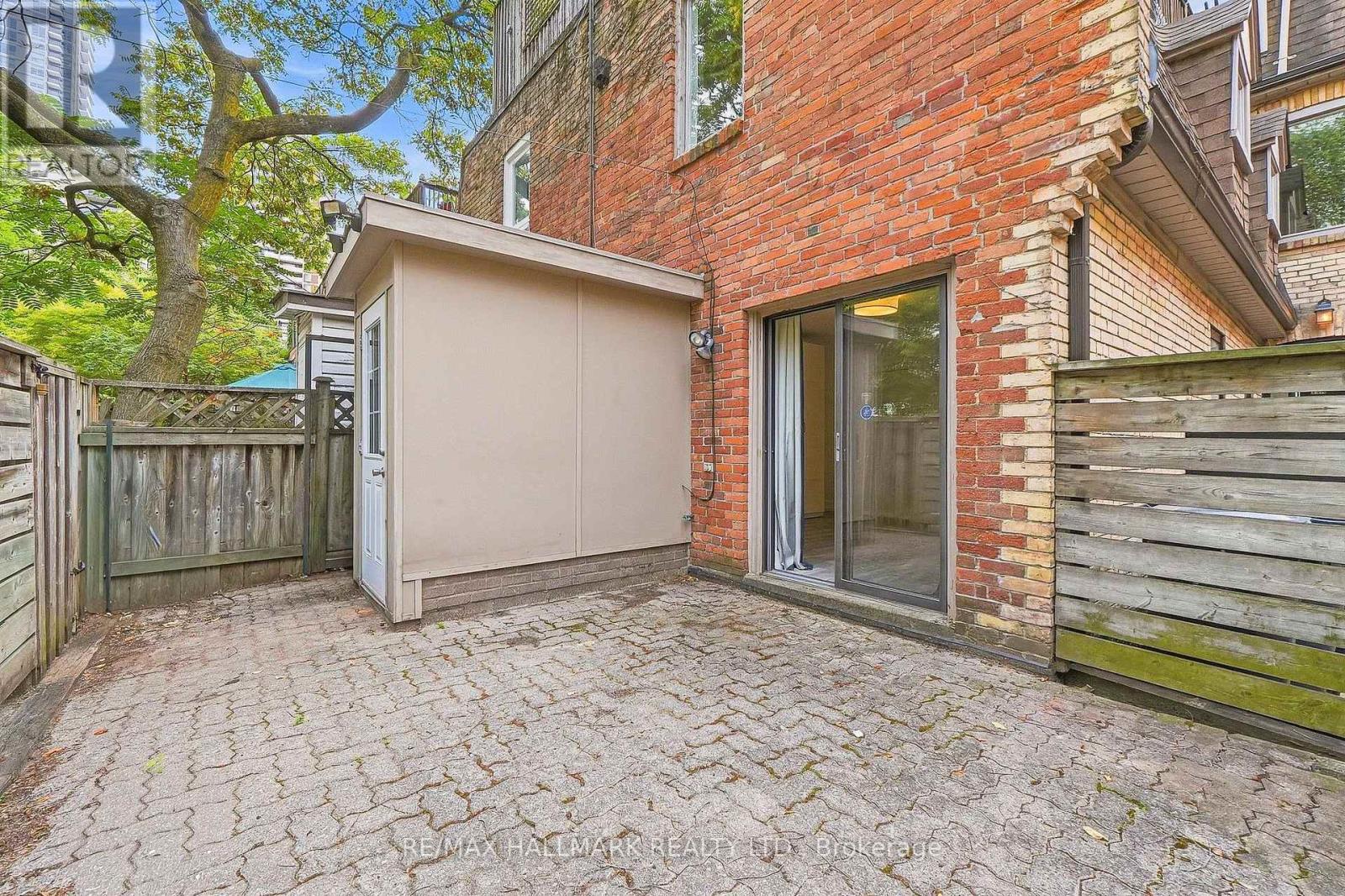 10 Earl Street, Toronto, Ontario  M4Y 1M3 - Photo 13 - C13785794