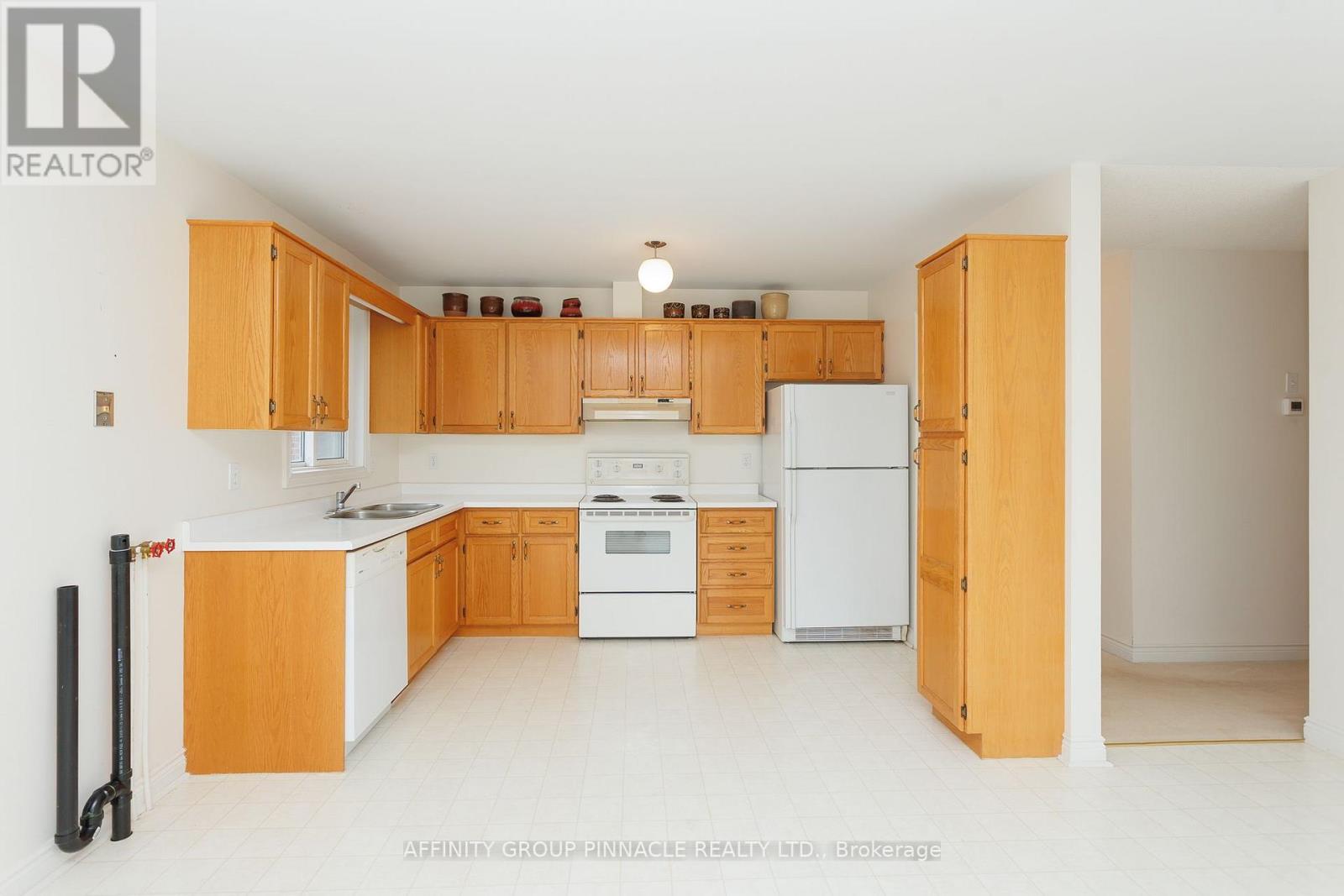 18 Lakeview Drive, Scugog, Ontario  L9L 1G9 - Photo 11 - E13799634