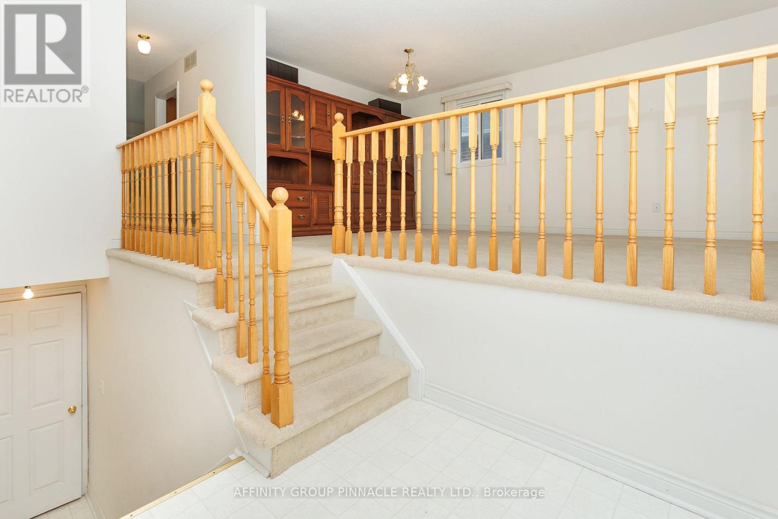 18 Lakeview Drive, Scugog, Ontario  L9L 1G9 - Photo 4 - E13799634