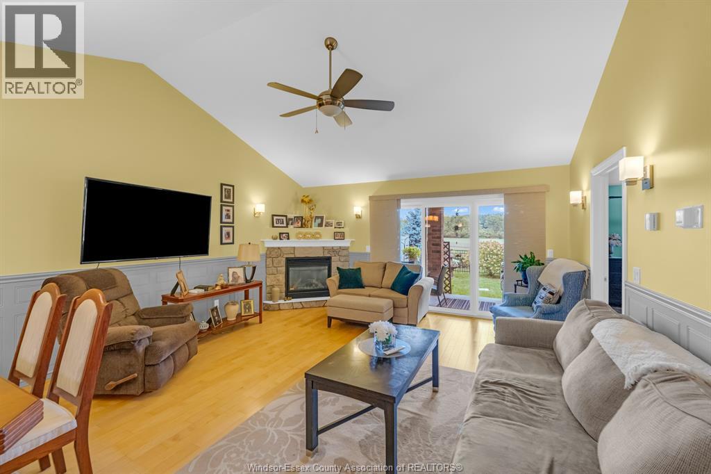 307 Golfview Drive, Amherstburg, Ontario  N9V 0A1 - Photo 9 - 26022931
