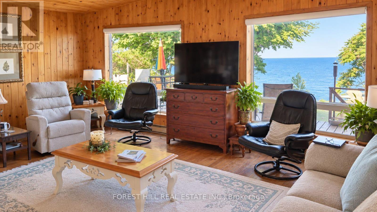 72187 Lake Shore Drive, Bluewater, Ontario  N0M 1N0 - Photo 7 - X13799454