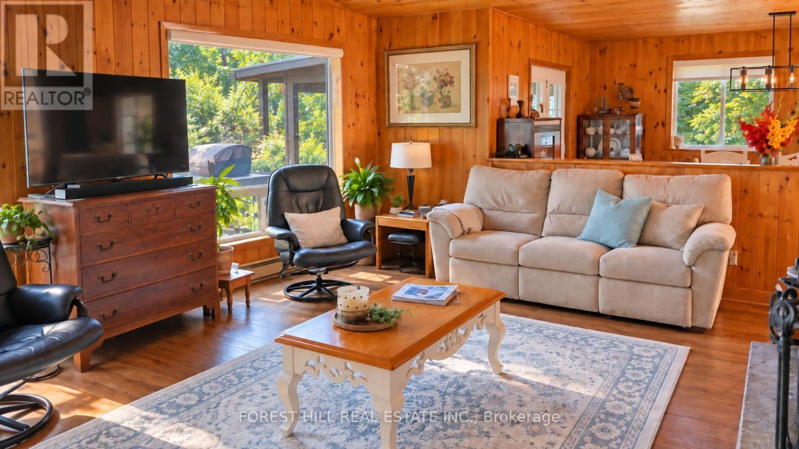 72187 Lake Shore Drive, Bluewater, Ontario  N0M 1N0 - Photo 8 - X13799454