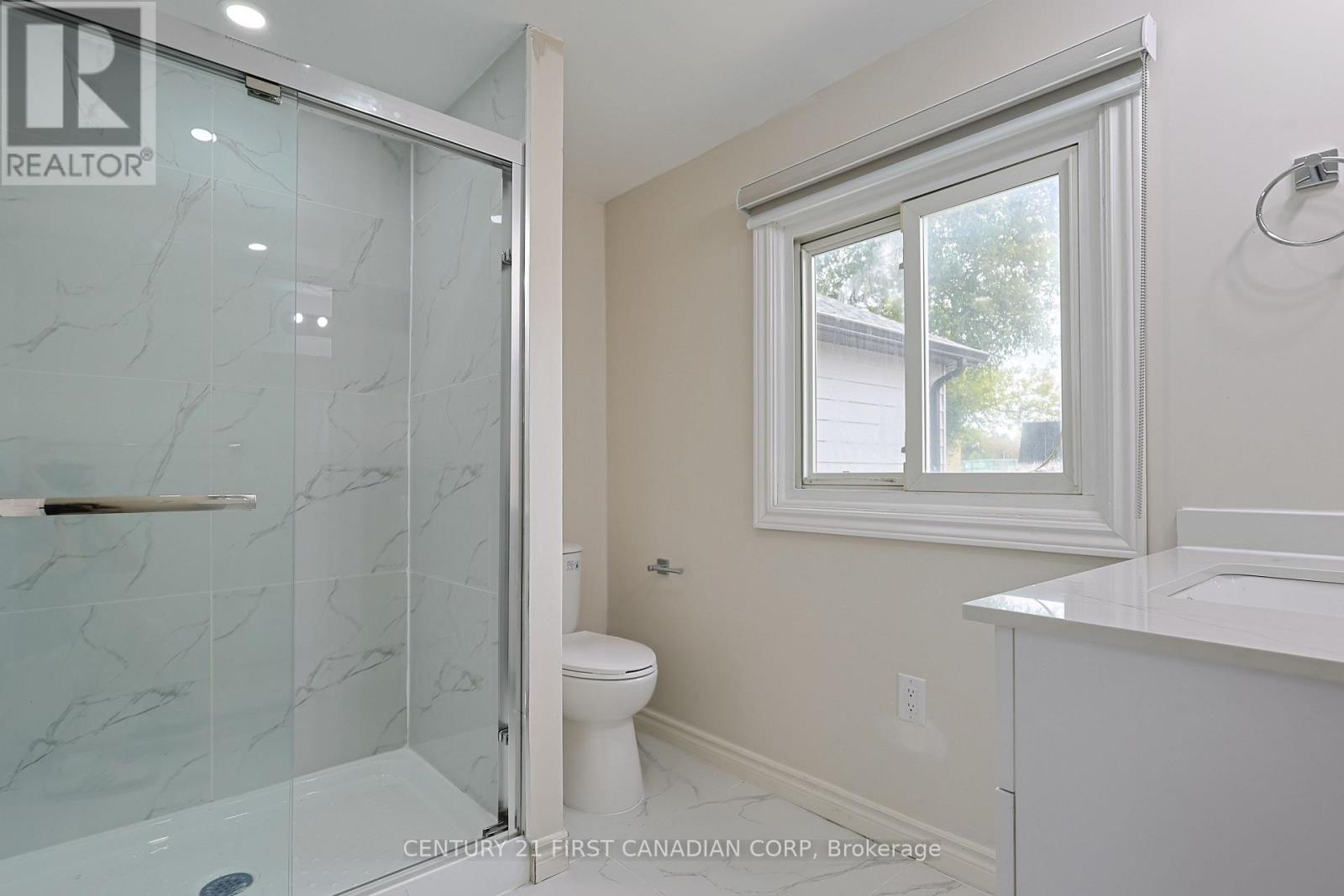 Upper Unit - 1775 Oxford Street E, London East, Ontario  N5V 2Z6 - Photo 7 - X13799690