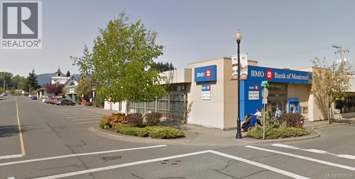 585 England Ave, Courtenay, British Columbia  V9N 2N2 - Photo 1 - 1050139