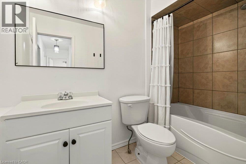 27 Gretna Court, Hamilton, Ontario  L9C 4V1 - Photo 28 - 40863648