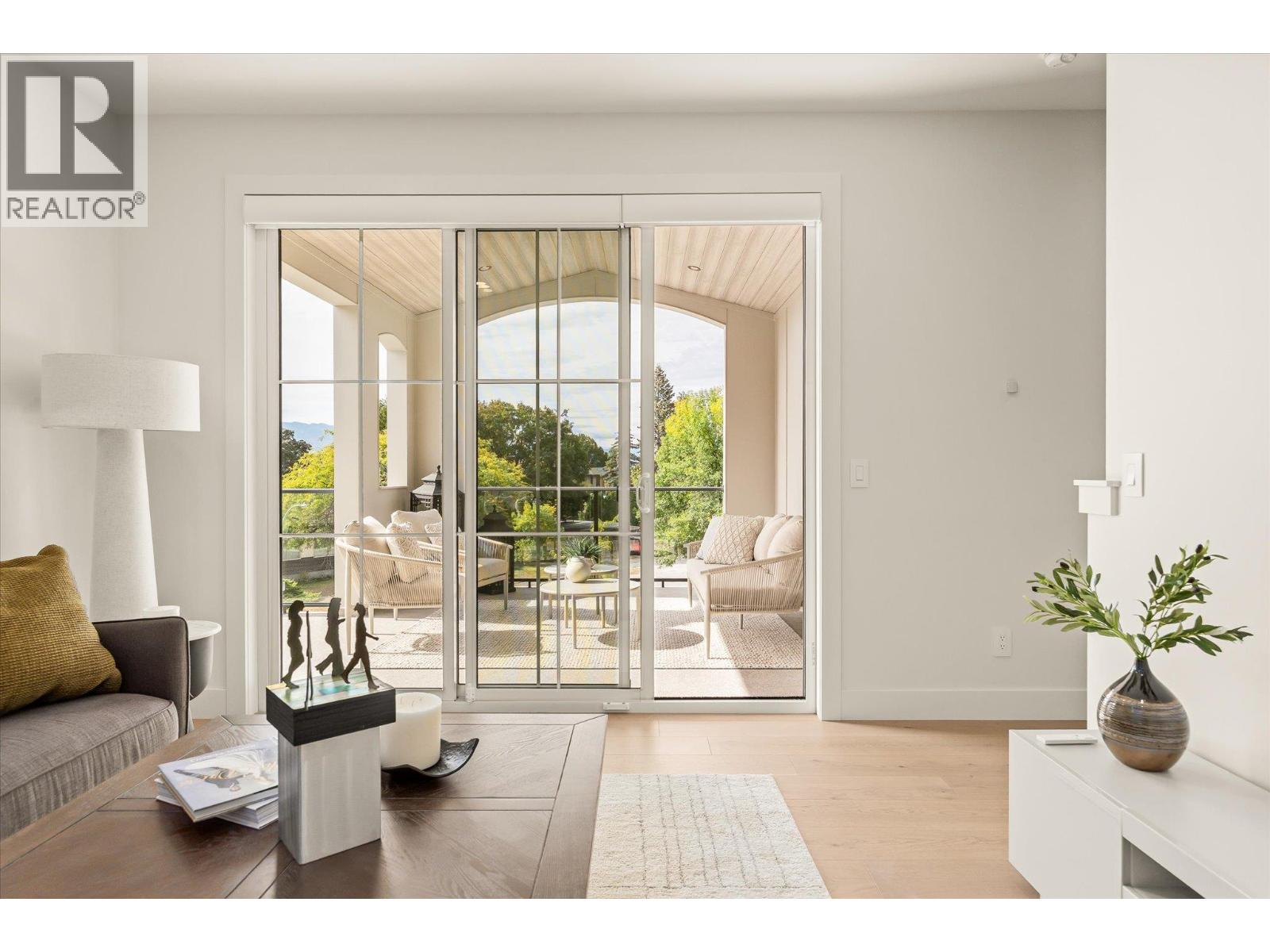 2435 Taylor Crescent Unit# 1, Kelowna, British Columbia  V1Y 1L9 - Photo 48 - 10401074