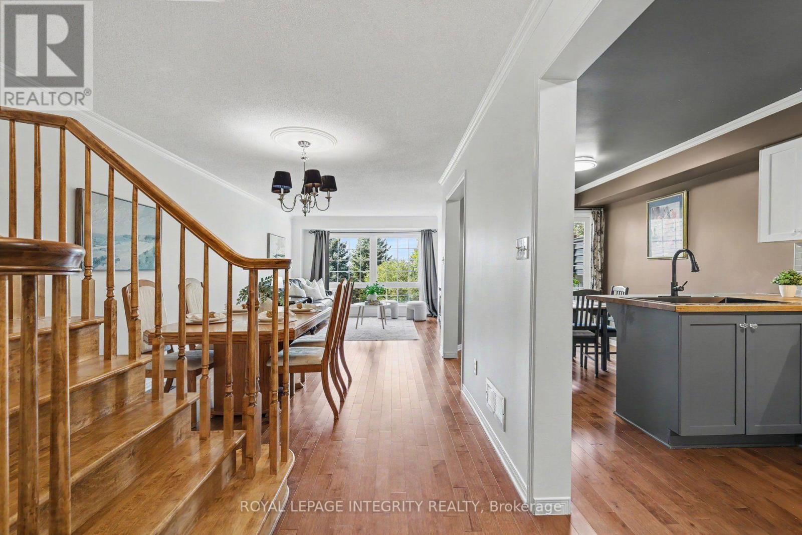102 Hawktree Ridge, Ottawa, Ontario  K2J 5N3 - Photo 4 - X13799660