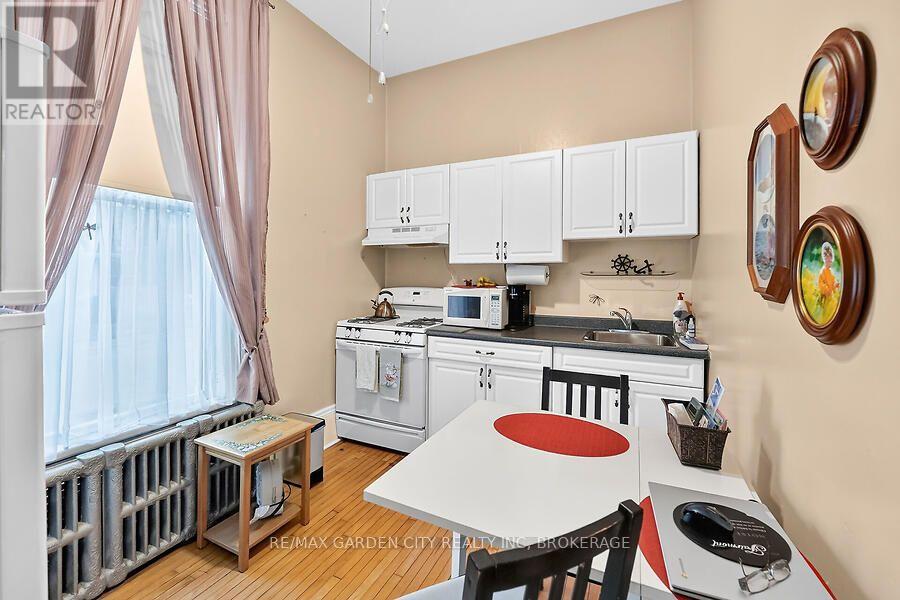 91 Main Street E, Grimsby, Ontario  L3M 1N6 - Photo 17 - X13799484