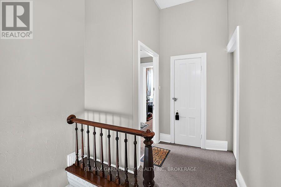 91 Main Street E, Grimsby, Ontario  L3M 1N6 - Photo 27 - X13799484