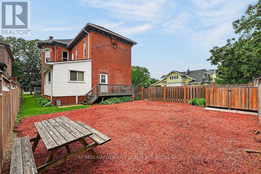 91 Main Street E, Grimsby, Ontario  L3M 1N6 - Photo 43 - X13799484