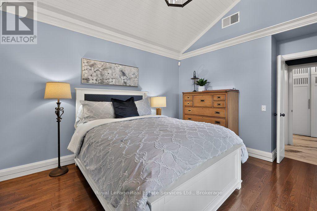 300 Lake Promenade, Toronto, Ontario  M8W 1B4 - Photo 27 - W13799608