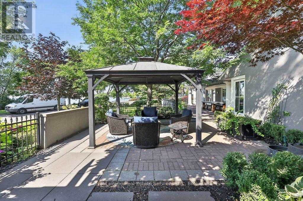 300 Lake Promenade, Toronto, Ontario  M8W 1B4 - Photo 34 - W13799608