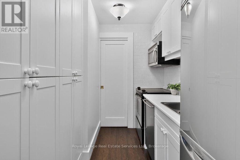 300 Lake Promenade, Toronto, Ontario  M8W 1B4 - Photo 40 - W13799608