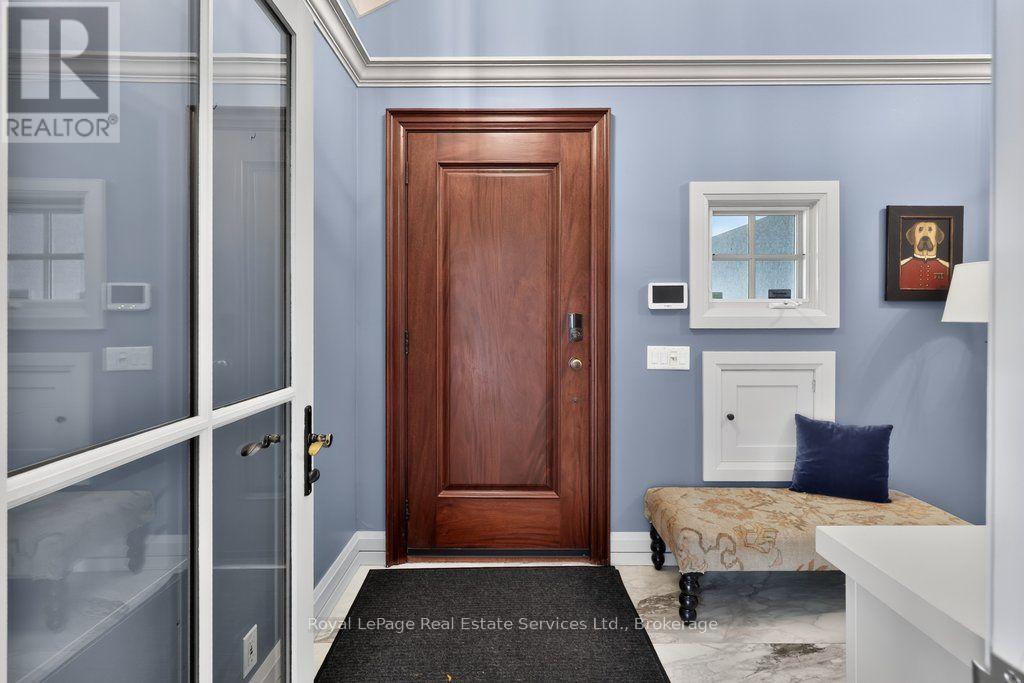 300 Lake Promenade, Toronto, Ontario  M8W 1B4 - Photo 5 - W13799608