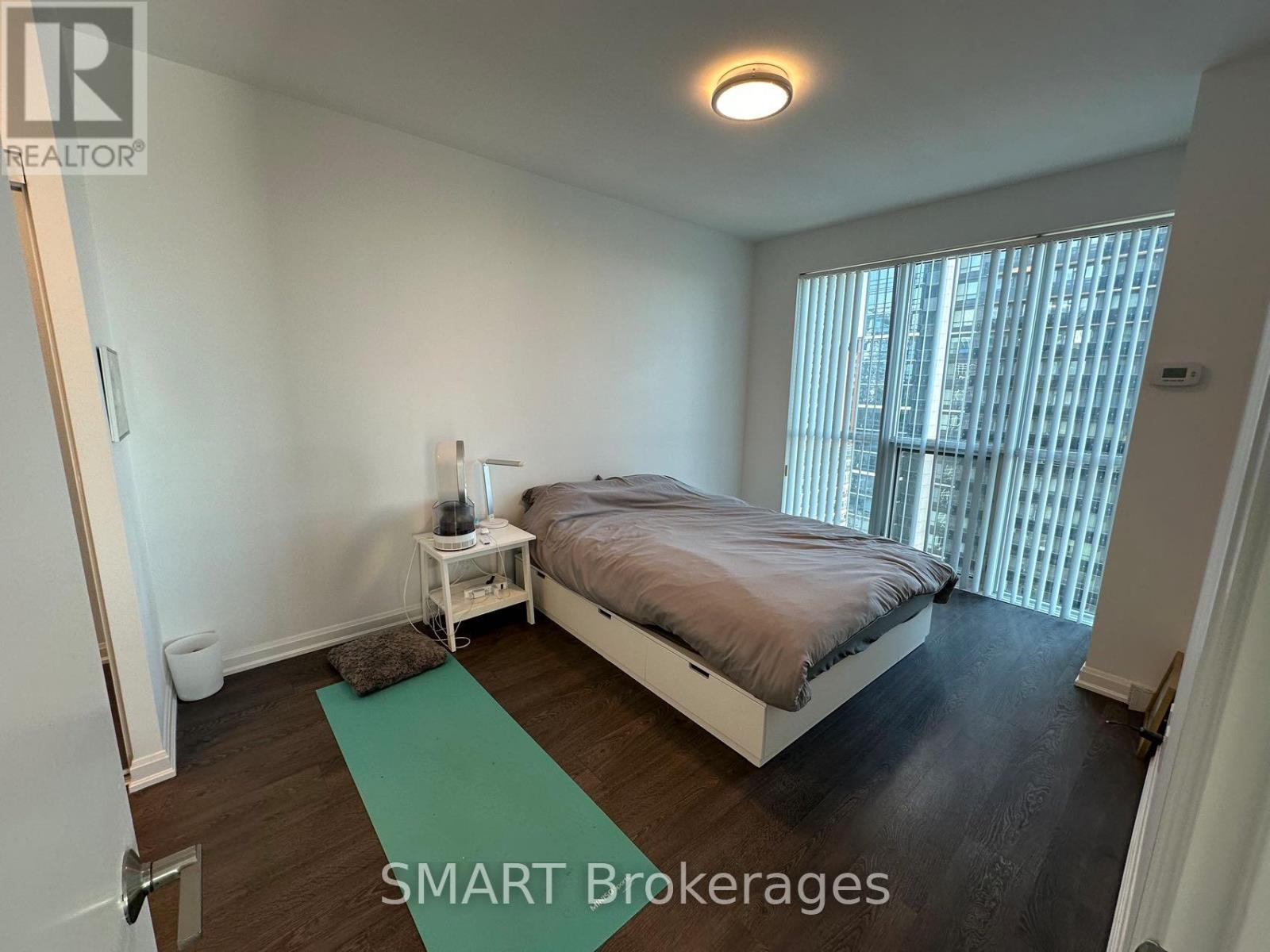 2302 - 9 Bogert Avenue, Toronto, Ontario  M2N 0H3 - Photo 2 - C13799508