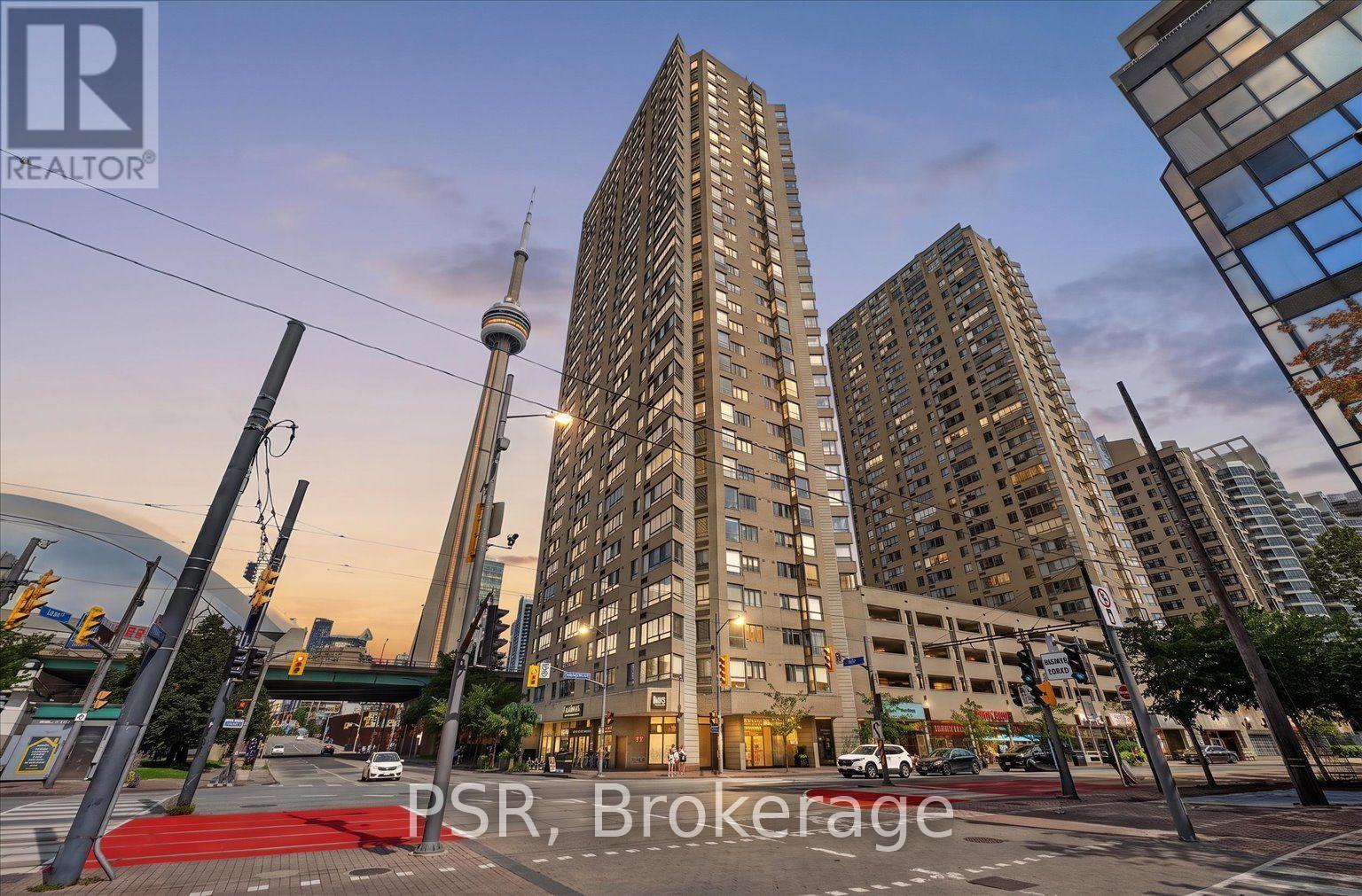 2106 - 270 Queens Quay W, Toronto, Ontario  M5J 2N4 - Photo 1 - C13799566