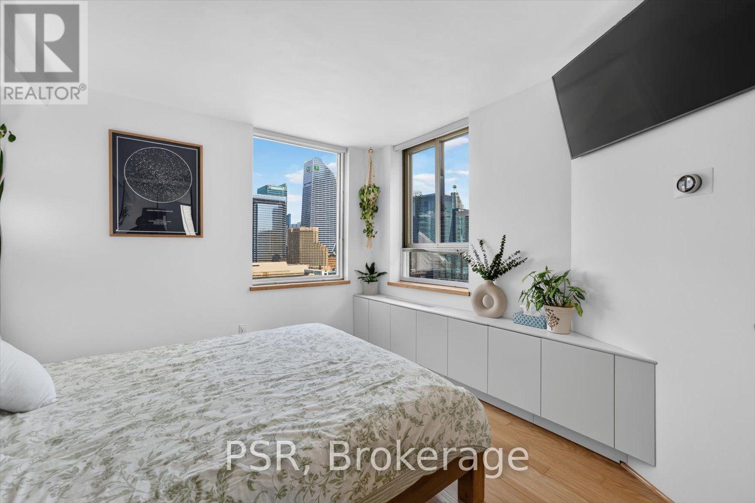 2106 - 270 Queens Quay W, Toronto, Ontario  M5J 2N4 - Photo 21 - C13799566