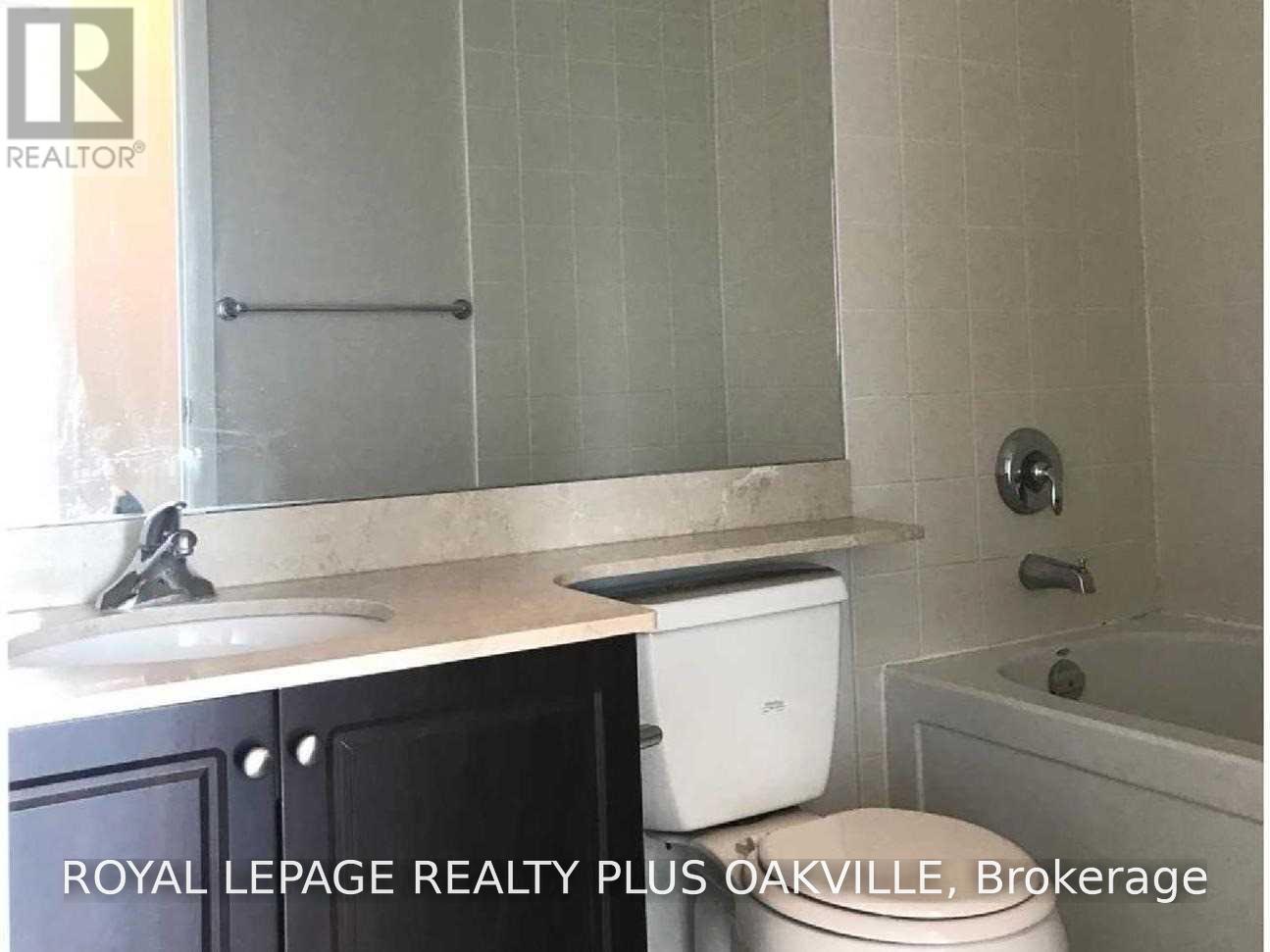 2807 - 215 Fort York Boulevard, Toronto, Ontario  M5V 4A2 - Photo 13 - C13799622