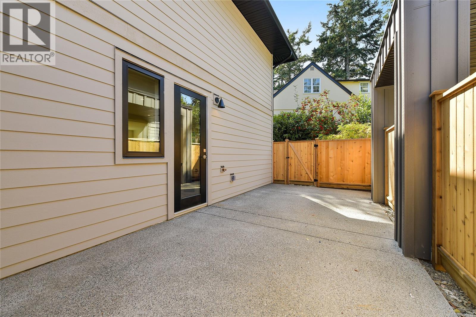 2 4430 Shore Way, Saanich, British Columbia  V8N 3T9 - Photo 17 - 1050137