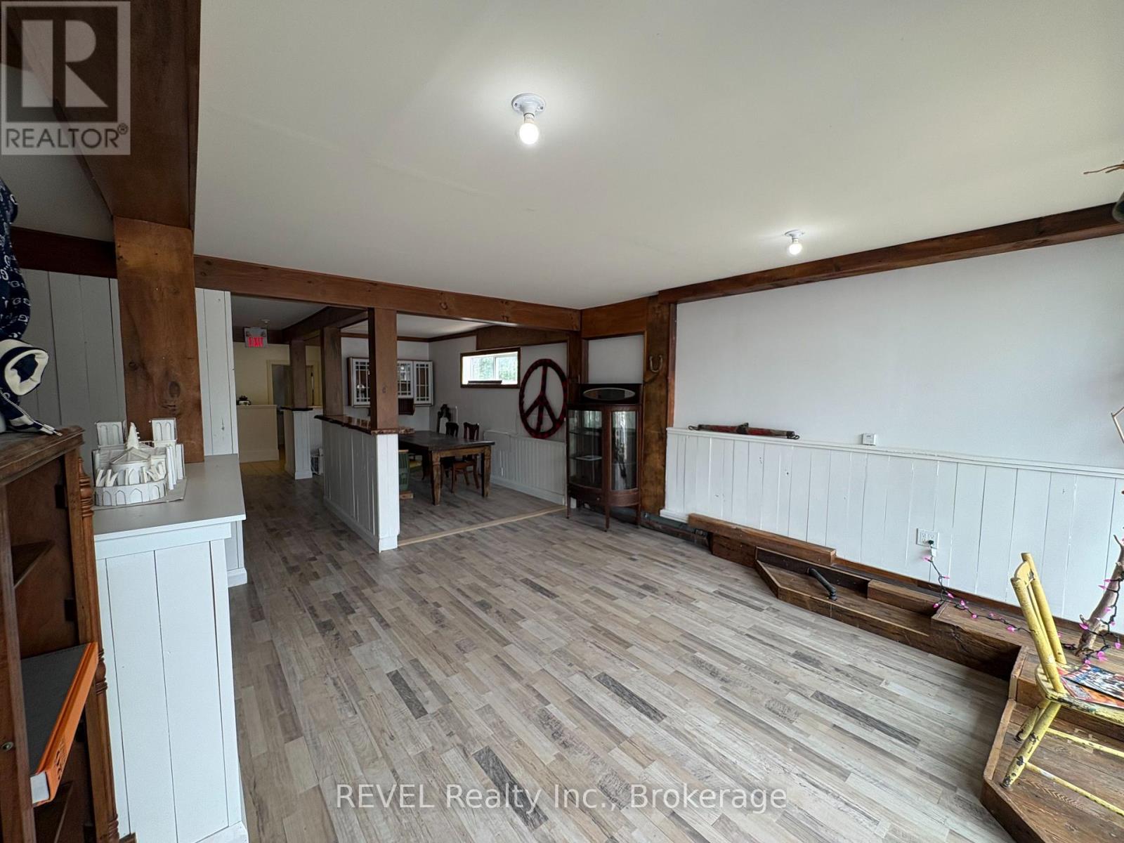 Main - 1433 Pelham Street, Pelham (Fonthill), Ontario  L0S 1E0 - Photo 5 - X13582778