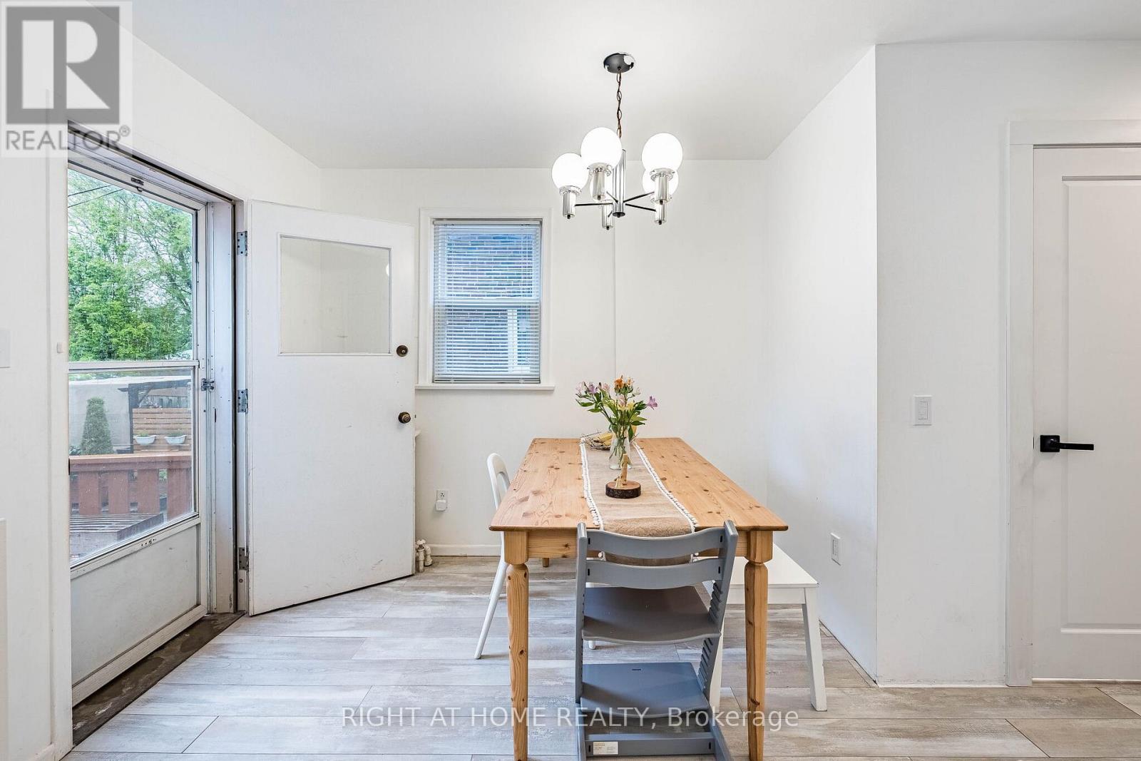 8 Savoy Avenue, Toronto, Ontario  M8W 3X6 - Photo 17 - E13799524